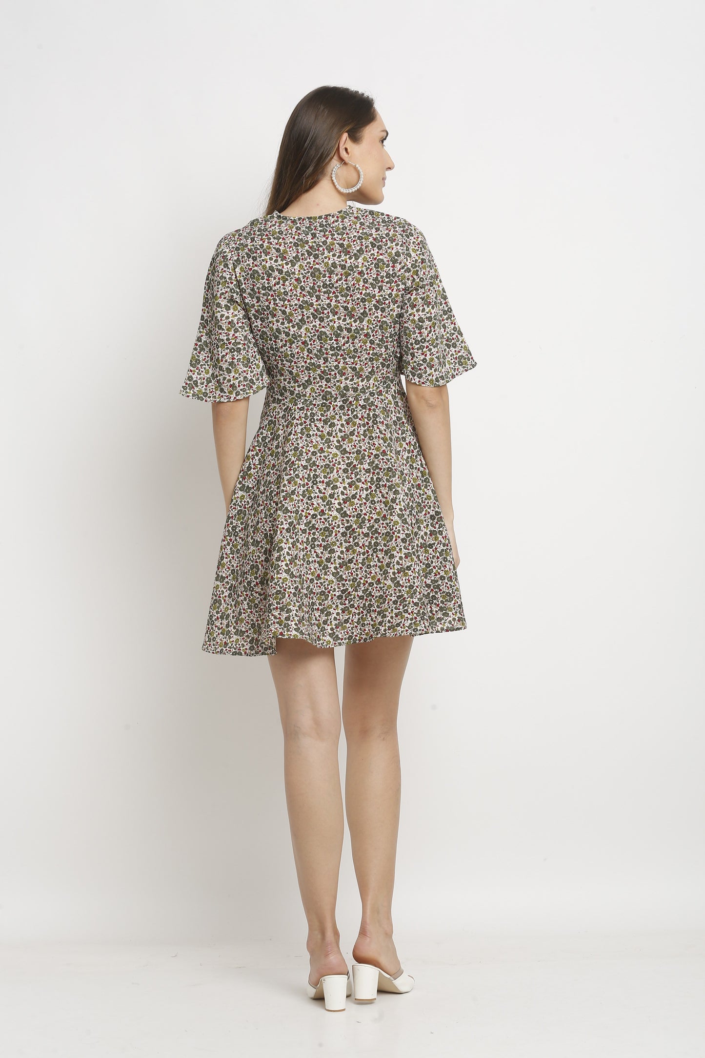 C&C Ditsy Print Fit and Flayer Mini Dress